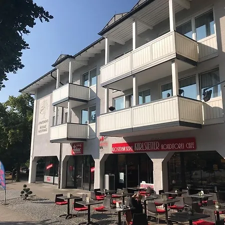 Appartementhotel Cura 2*