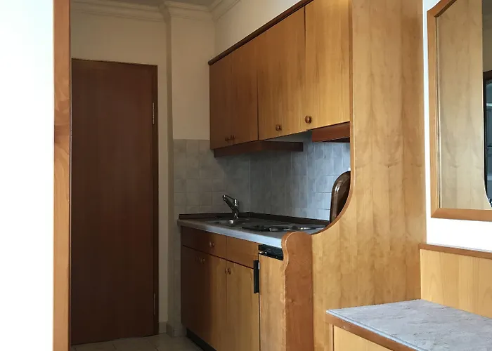Appartementhotel Cura فندق