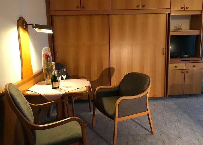 Appartementhotel Cura 2*